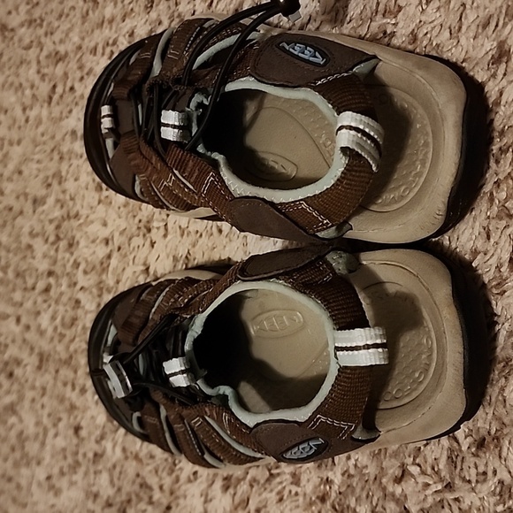 Keen H2 sandals sz 8.5 - Picture 3 of 7